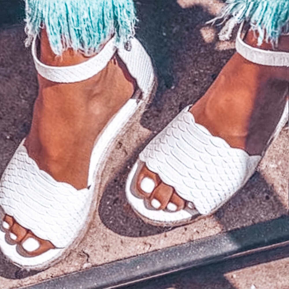 Textured Snake Flatform Ankle Strap Espadrilles - Picture 2 of 3